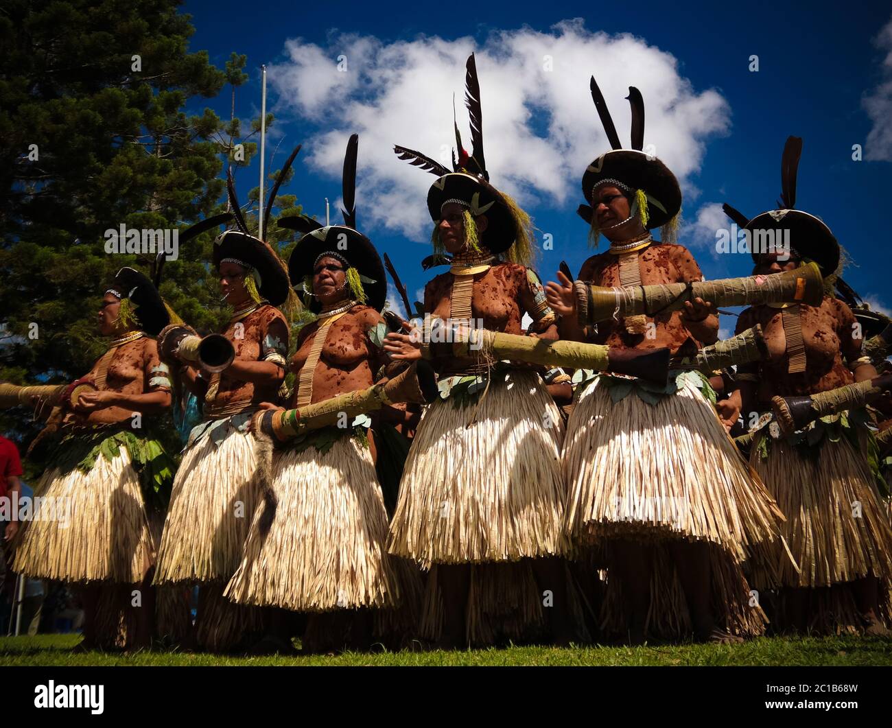 SiLi Muli Stammteilnehmerinnen am Mount Hagen Festival in Papua-Neuguinea Stockfoto
