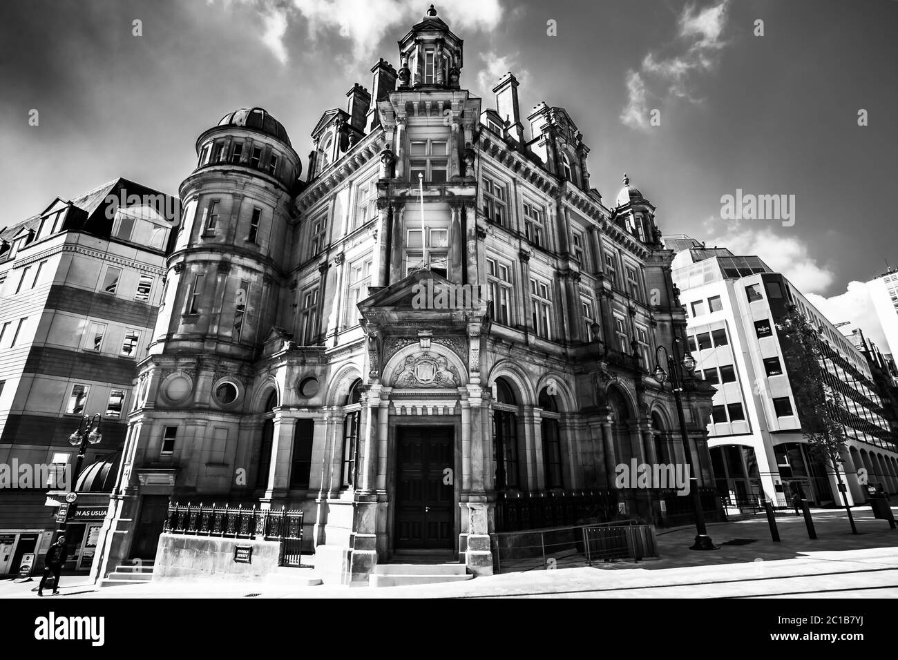 Victoria Square House, am oberen Ende der New Street, Birmingham. Schwarz-Weiß-HDR-Bild. Stockfoto