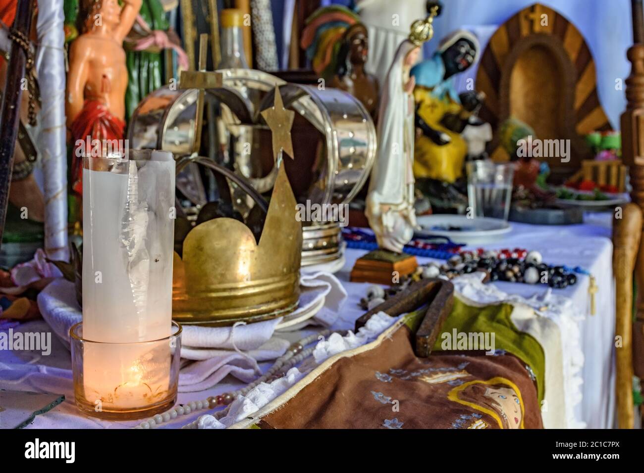 Brasilianische religiöse Altar Detail Stockfoto