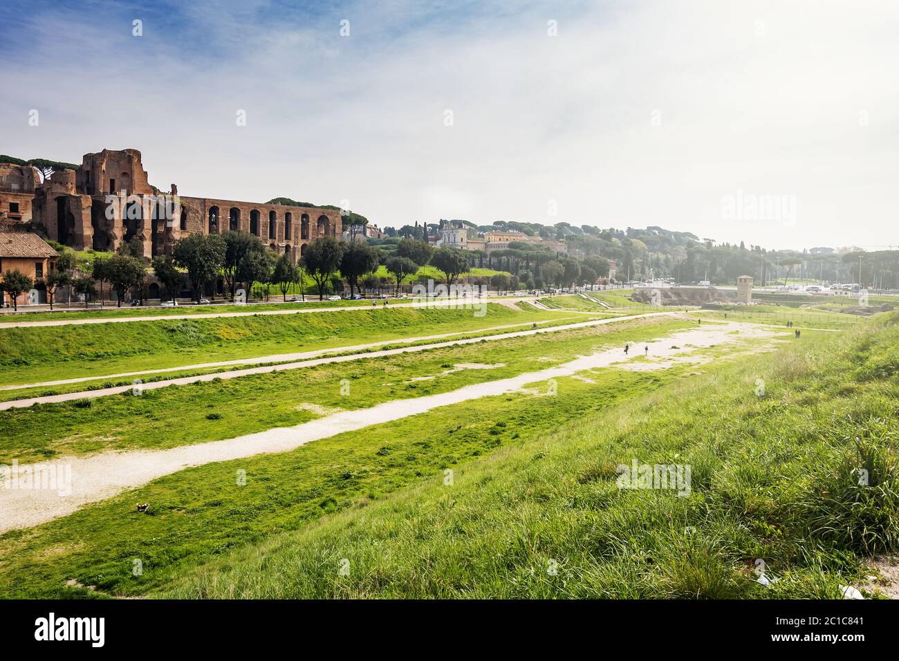 Weite Ansicht der Überreste des Circus Maximus von Rom Stockfoto