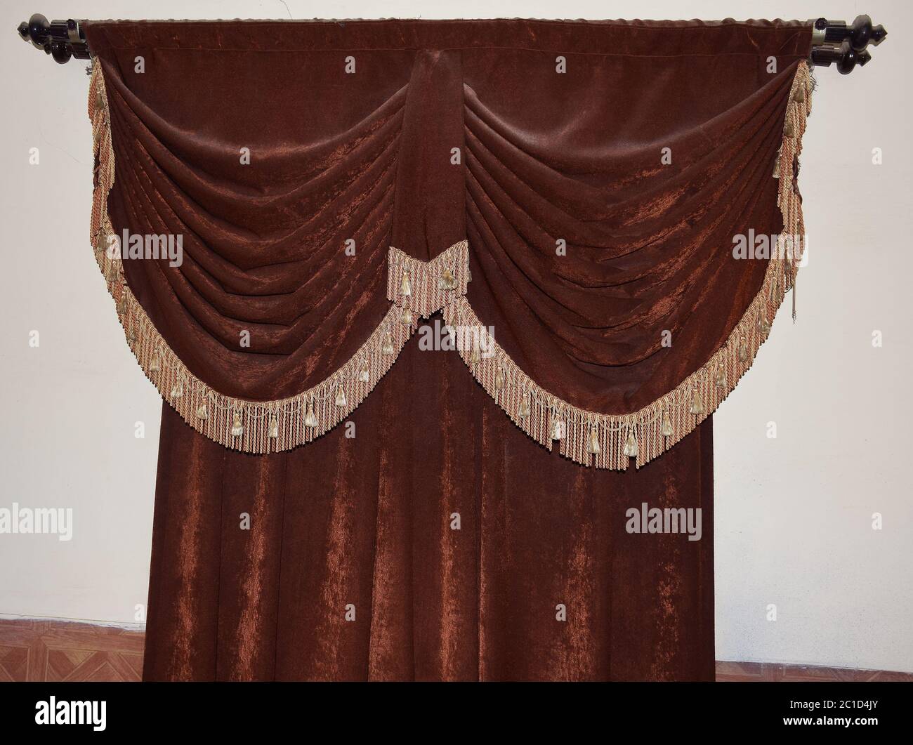 Ein luxuriöser Vorhang eines Salon oder Heimat in Indien Stockfotografie -  Alamy