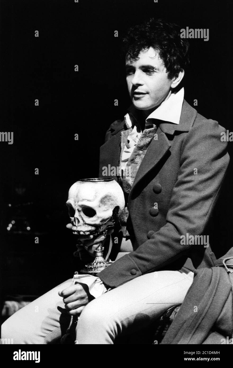 David Essex (Lord Byron) in CHILDE BYRON von Romulus Linney im Young Vic, London SE1 06/1981 Design: Carl Toms Beleuchtung: John B. Regie lesen: Frank Dunlop Stockfoto