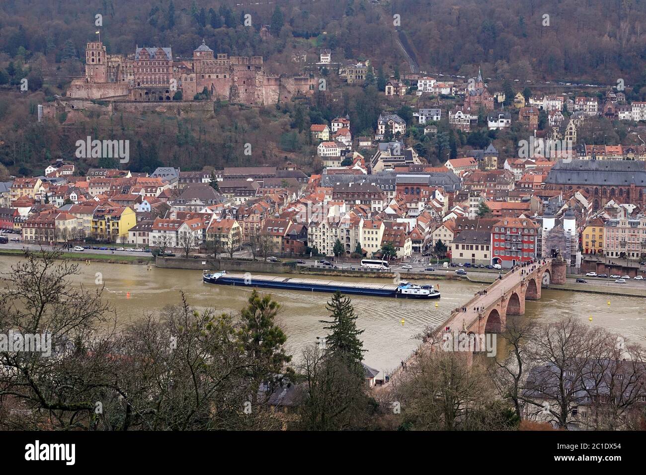 Unter der alten Brücke in heidelberg im dezember 2018 Stockfoto