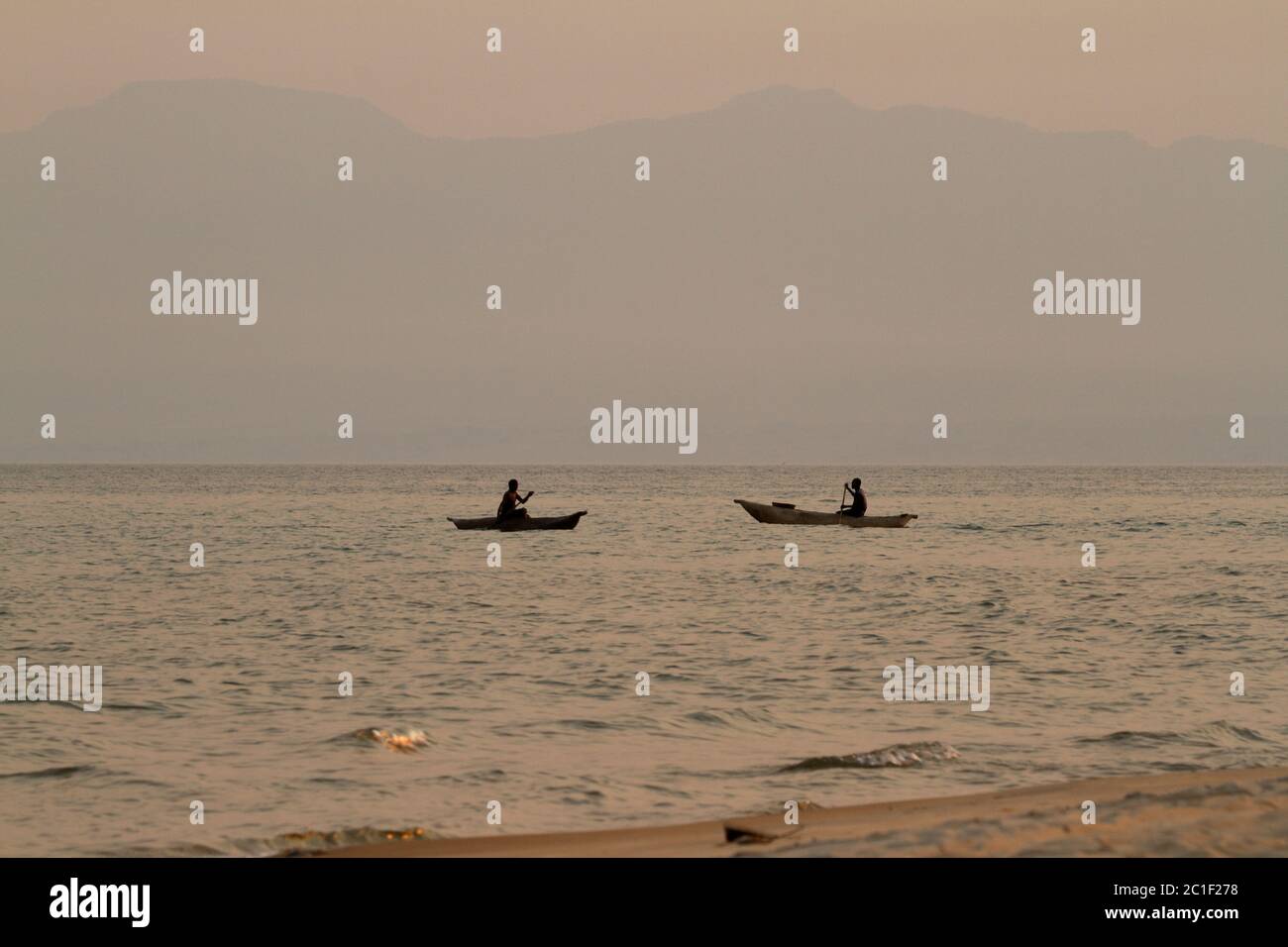 Fischer am Malawisee in Afrika Stockfoto