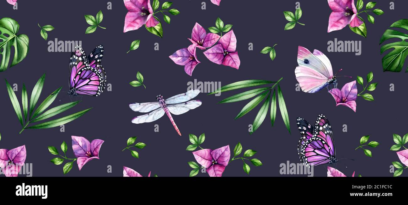 Aquarell florales Nahtloses Muster. Lila Blüten, tropische Blätter, Schmetterlinge und Libellen auf dunkelgrauem Hintergrund. Botanisches handgezeichnetes Muster Stockfoto