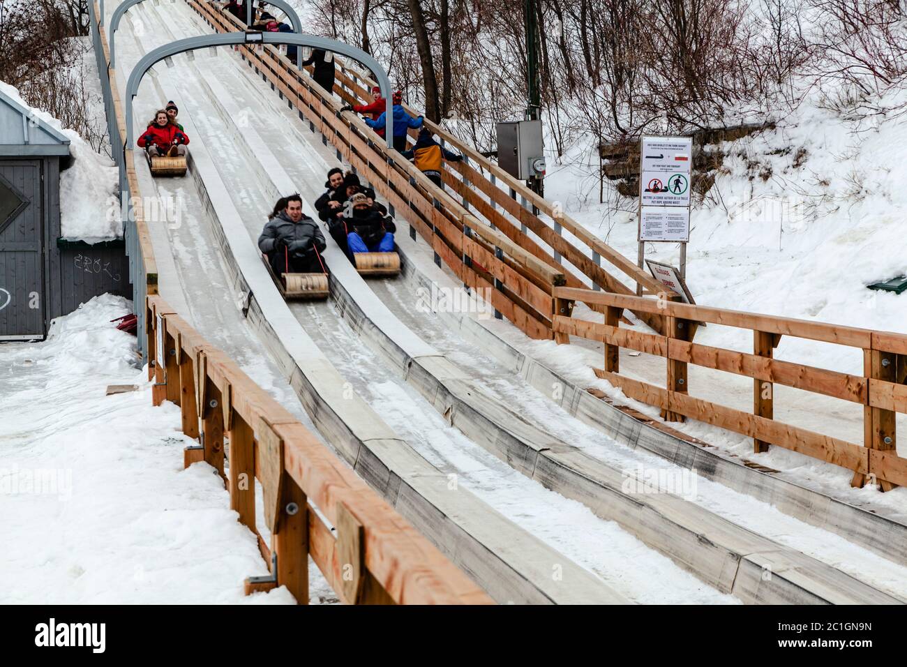 Öffentlicher Schlitten im Stadtzentrum von Quebec City im Winter Stockfoto