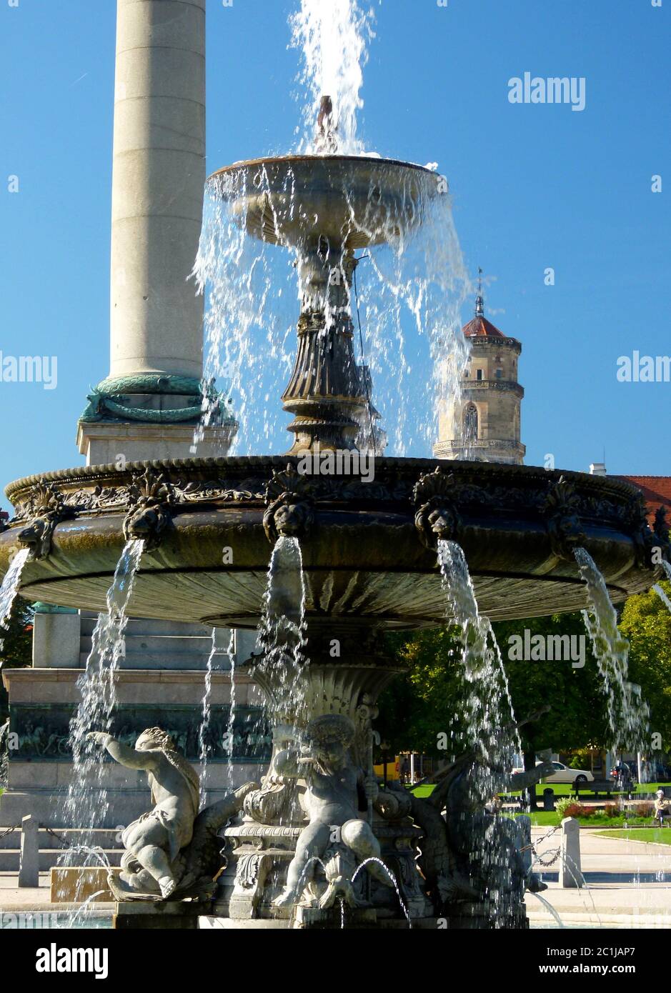 Altstadt mit brunnen im hintergrund Fotos und Bildmaterial in hoher