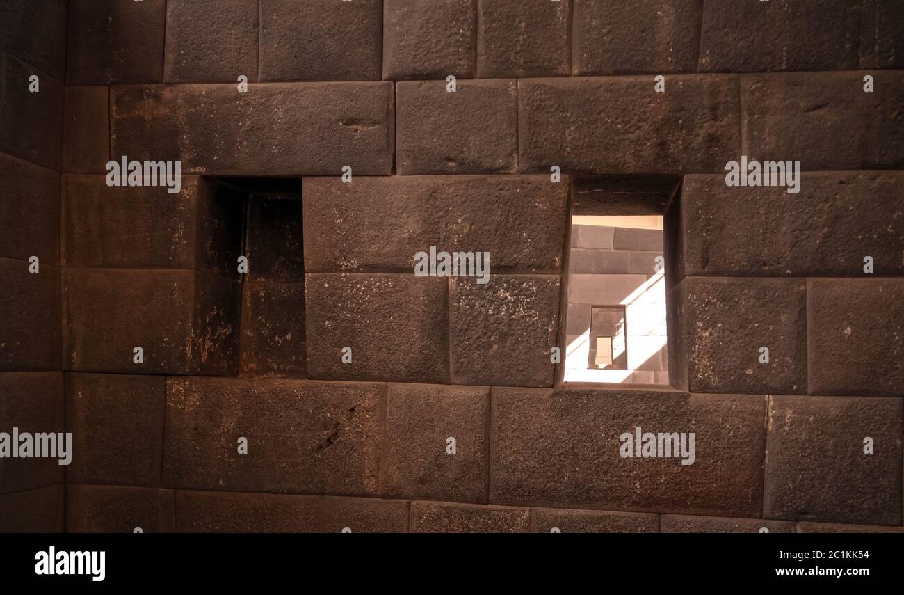 Details von Mauerwerk von Coricancha, berühmter Tempel im Inka-Reich, Cuzco, Peru Stockfoto