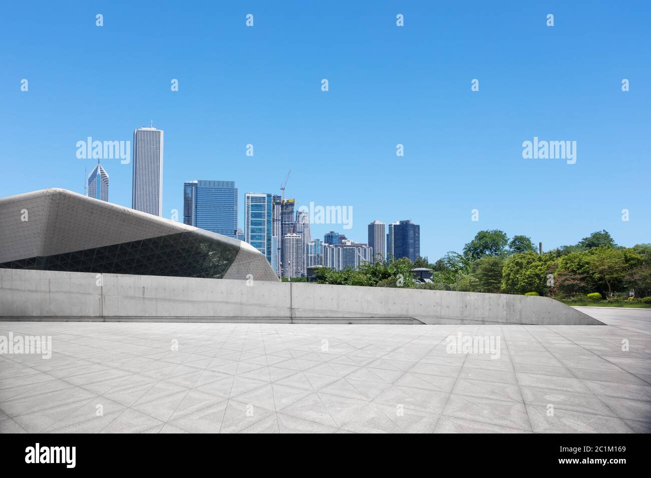 Leerer Boden mit modernem Stadtbild in chicago Stockfoto