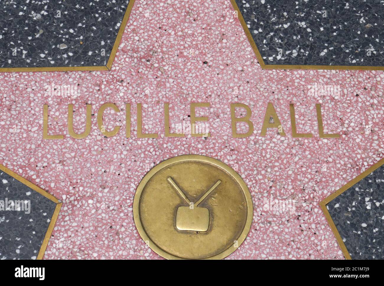 Hollywood, California, USA 15. Juni 2020 EIN allgemeiner Blick auf die Atmosphäre von Lucille Ball Star auf Hollywood Walk of Fame am 15. Juni 2020 in Hollywood, Kalifornien, USA. Foto von Barry King/Alamy Stockfoto Stockfoto