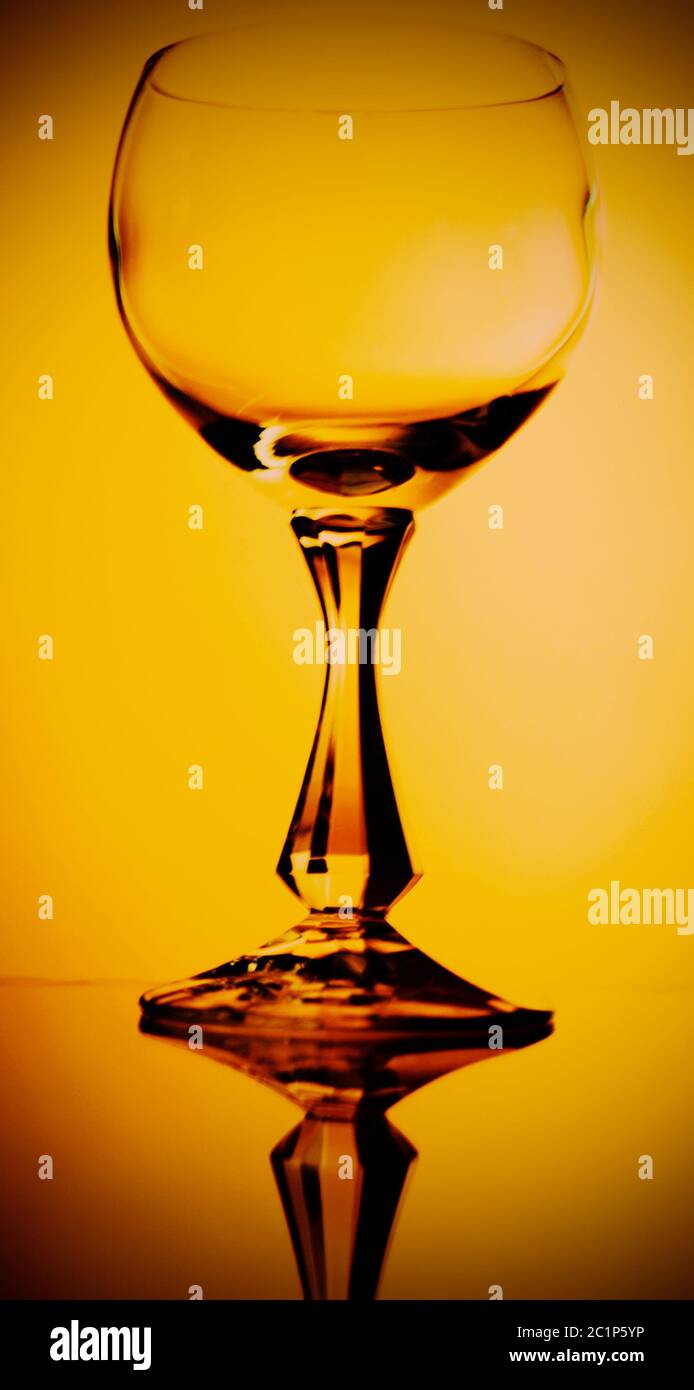 Glas für alkoholische Getränke Stockfoto