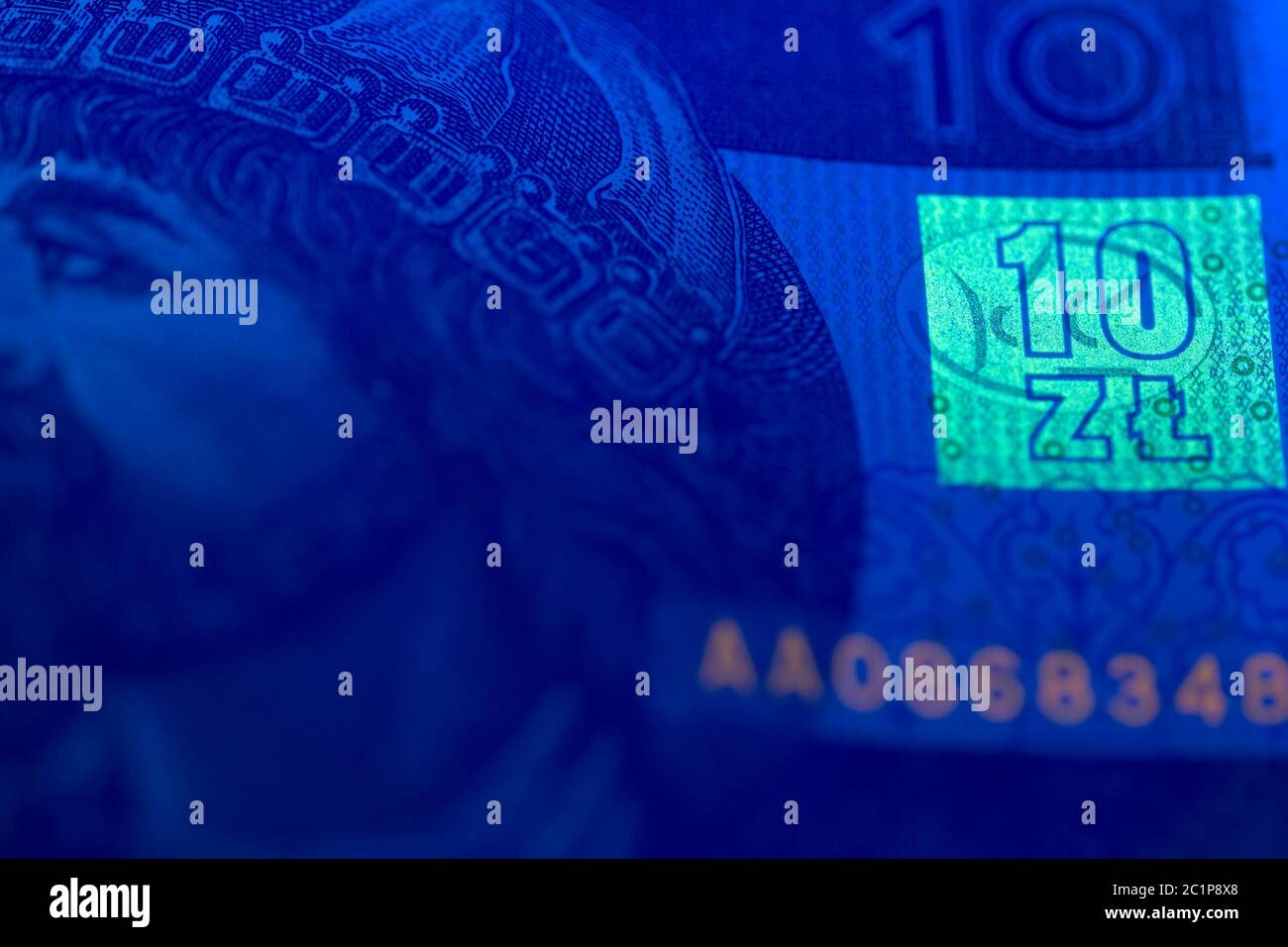 Zloty in UV-Strahlen polieren Stockfoto