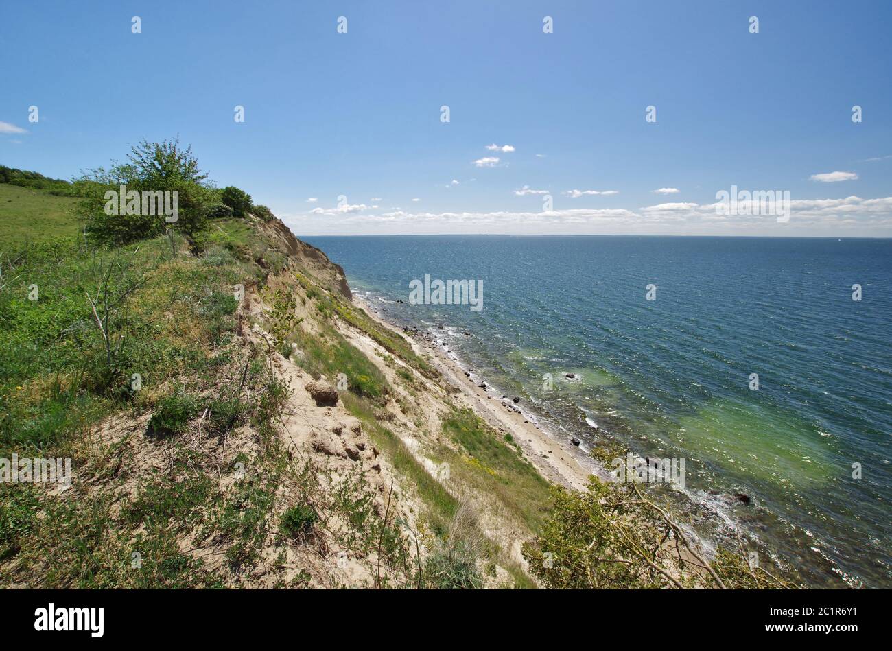 Blick von der Klippe über die Ostsee, Nonnenloch, GroÃŸ Zicker, Insel RÃ¼gen, MÃ¶nchgut, Vorpommern-RÃ¼gen, Mecklenburg Vorpommern, Deutschland, Westeuropa Stockfoto