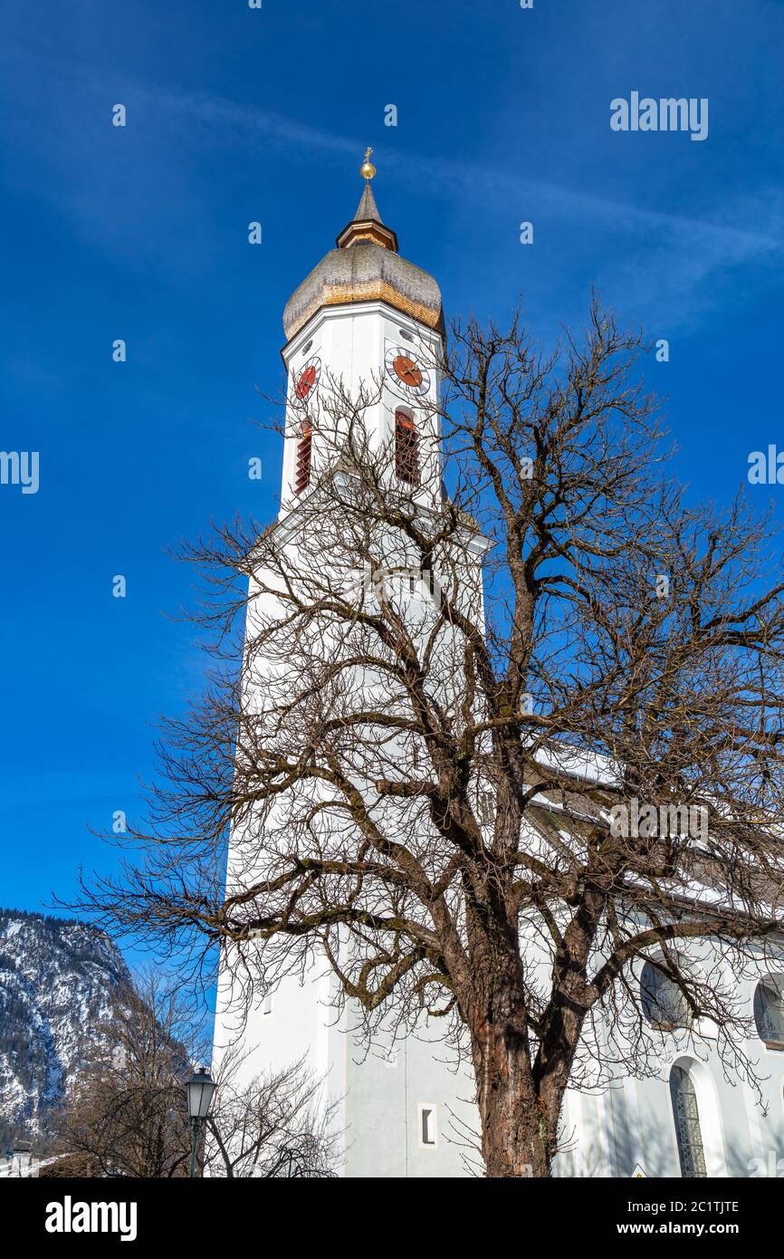 St. Martin Pfarrkirche im Winter, Garmisch Partenkirchen Stockfoto