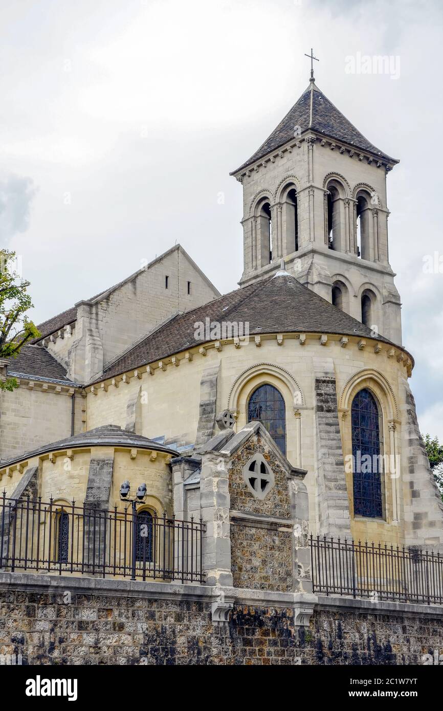Alte gotische Kirche in Paris Stockfoto