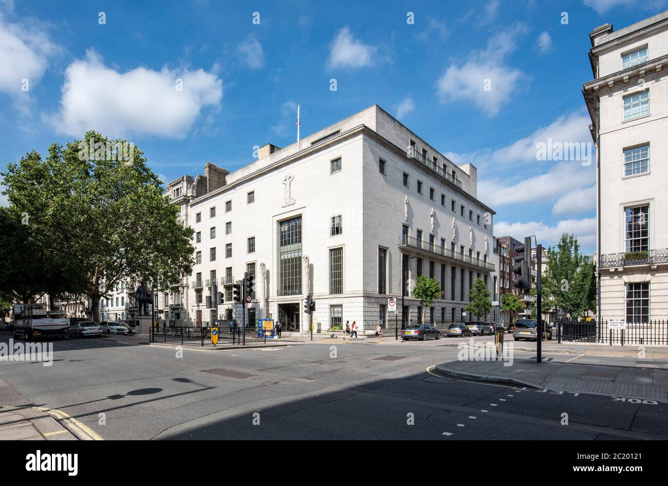 Eckansicht. RIBA - Royal Institute of British Architecture, London, Vereinigtes Königreich. Architekt: Gray Wornum, 1934. Stockfoto
