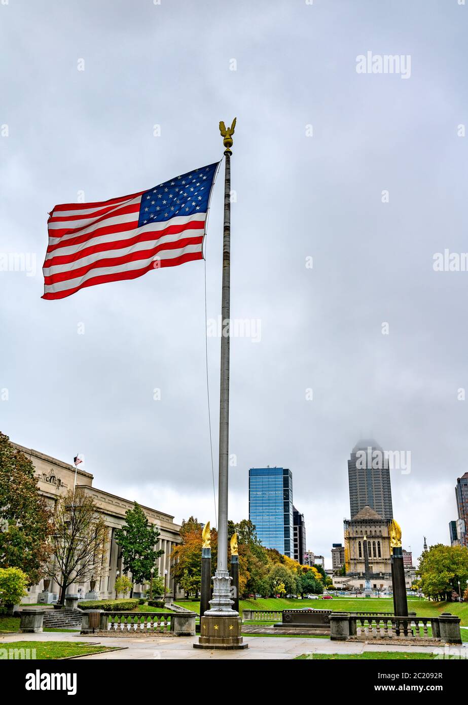 Amerikanische Flagge in der American Legion Mall in Indianapolis Stockfoto