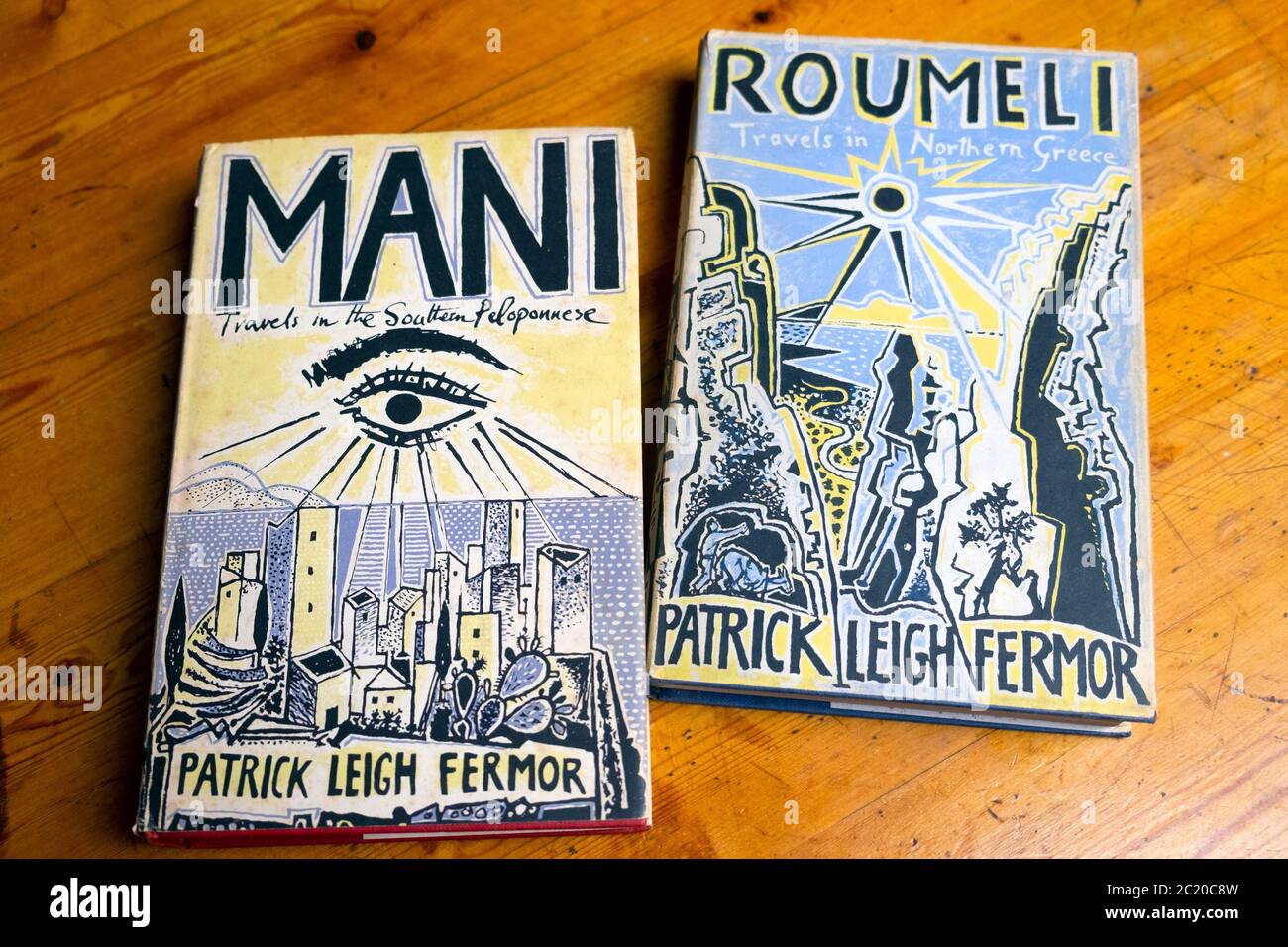 Britischer Schriftsteller Patrick Leigh Fermor Griechenland Reise Bücher Buch deckt Mani und Roumeli Frontcover Design Illustration 1950er Jahre Stockfoto