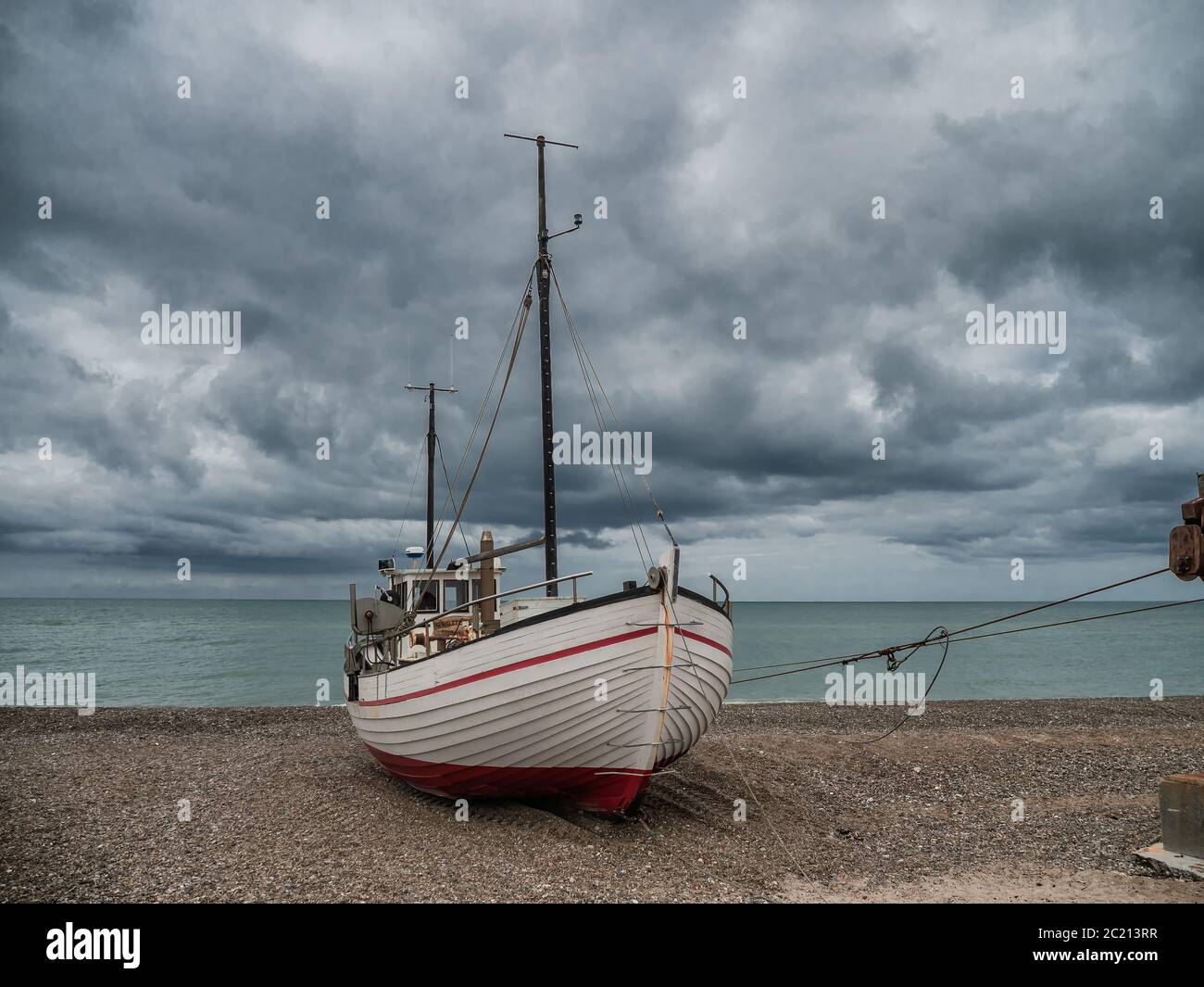 Küstenkutter am Strand von Lild Strand in Thy, Dänemark Stockfoto