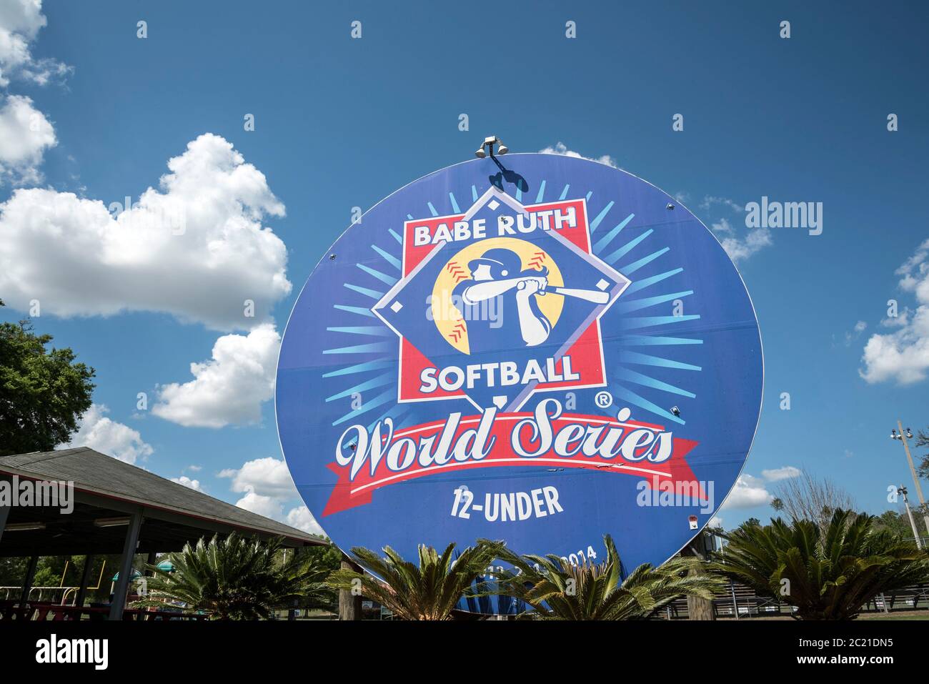 Babe Ruth Softball World Series wurde für mehrere Jahre im Alachua County Hal Brady Sports Complex, in Alachua, Florida statt. Stockfoto