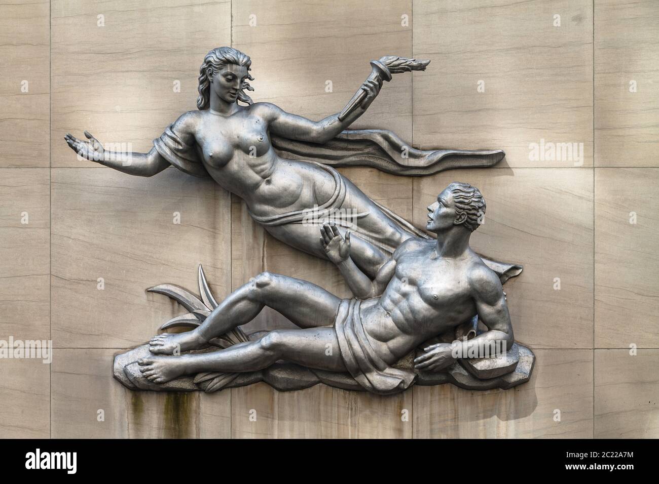 Die Art-Deco-Statue von Venus und Manhattan in der Madison Avenue 980 in der Upper East Side Stockfoto