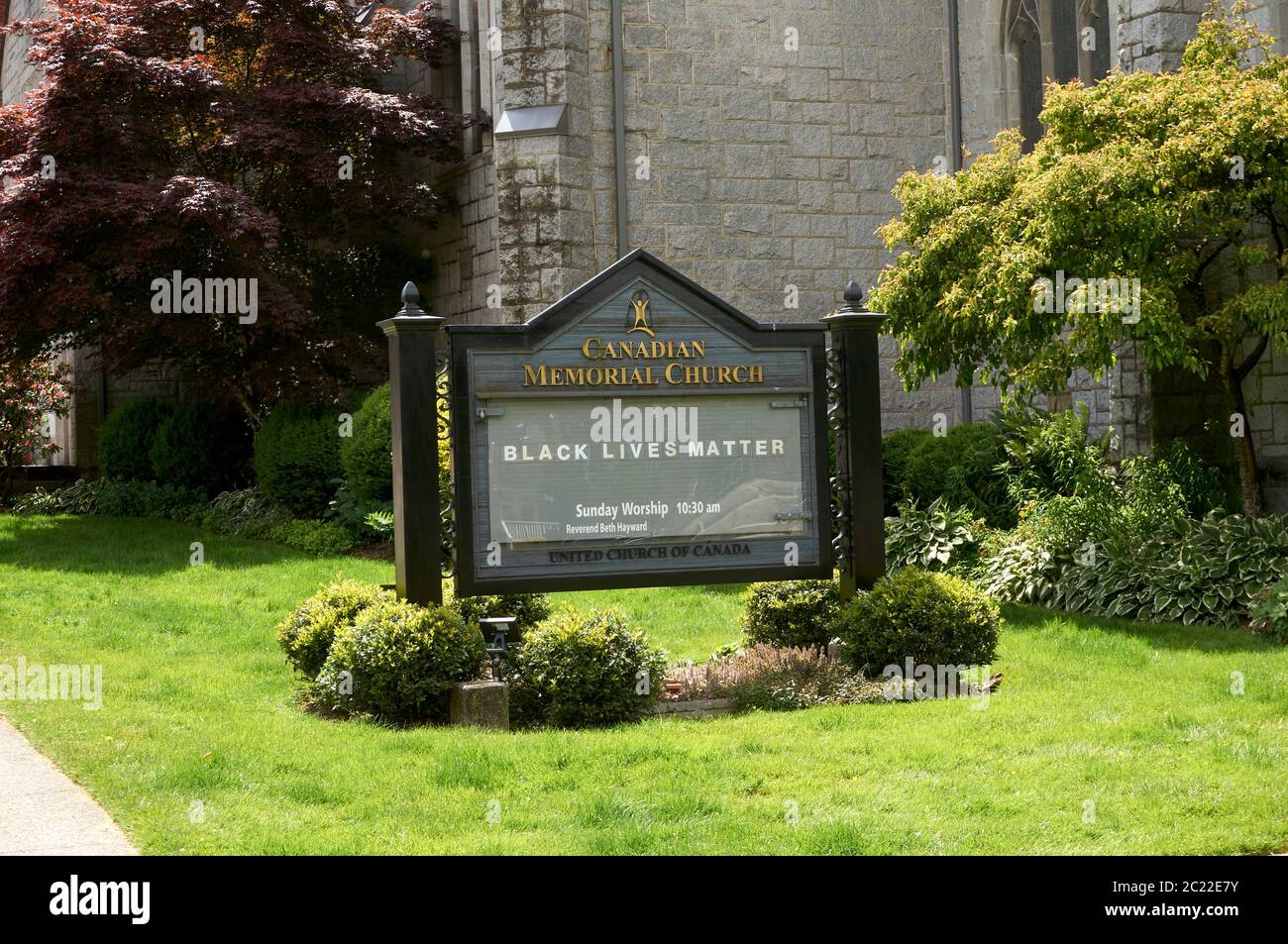 Schwarzes Leben Materie Zeichen vor der Canadian Memorial Church in Vancouver, BC, Kanada Stockfoto