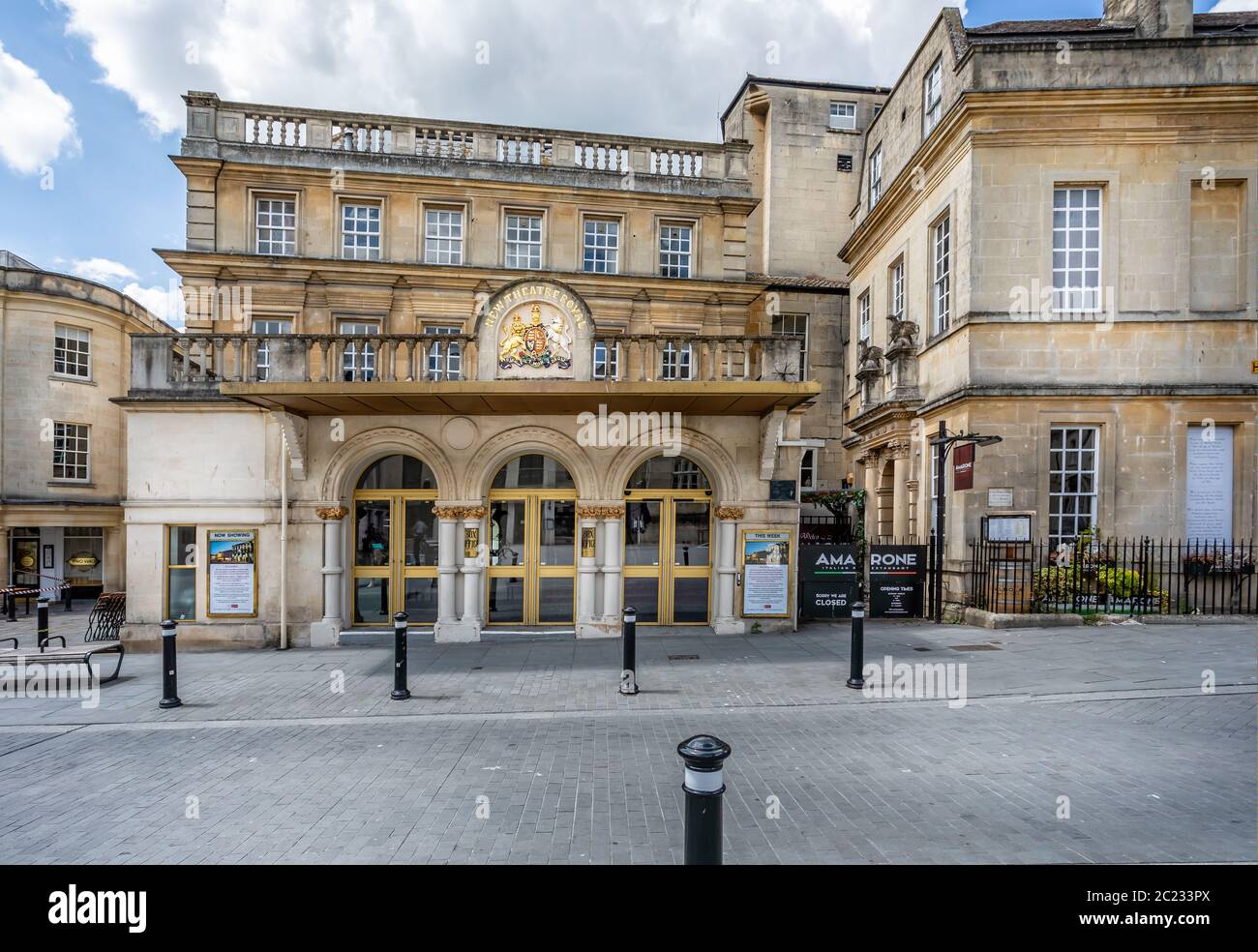 Das Theatre Royal in Bath wurde am 16. Juni 2020 in Sawclose, Bath, Somerset, Großbritannien aufgenommen Stockfoto