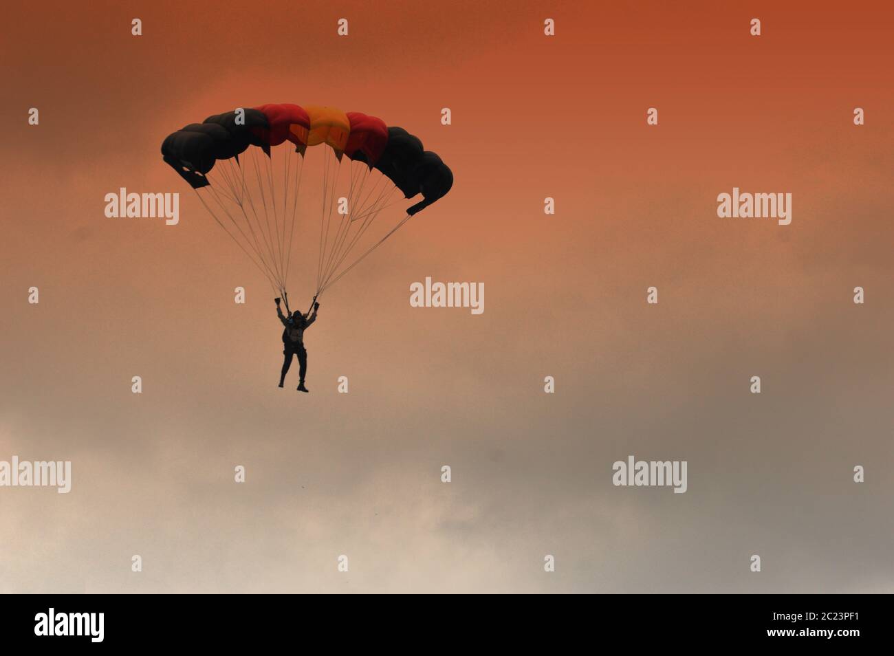 Fallschirmspringen Stockfoto