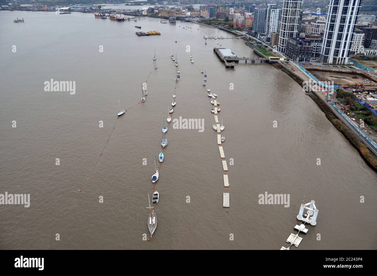 Bootsanlegestelle auf der Themse in London Stockfoto