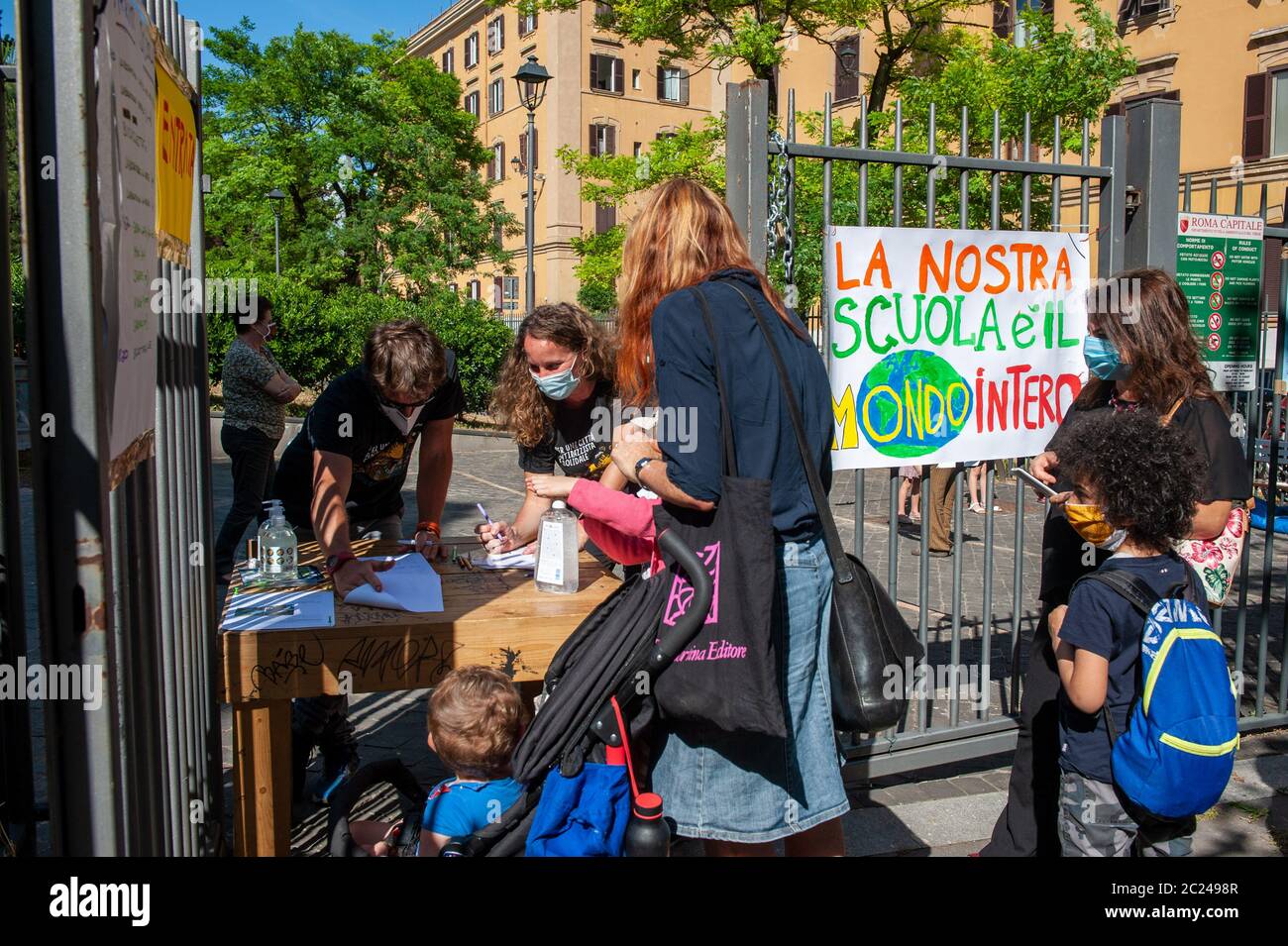 Rom, Italien: Pädagogische, Freizeit-und künstlerische Aktivitäten von der Elternvereinigung der Di Donato Schule anlässlich der en organisiert Stockfoto