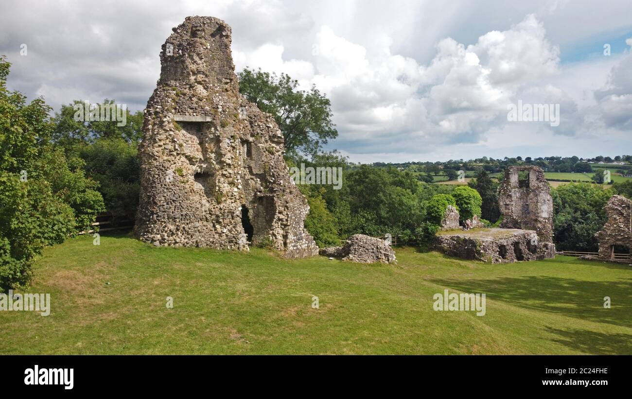 Luftaufnahme von Narberth Castle, Pembrokeshire Wales Großbritannien Stockfoto