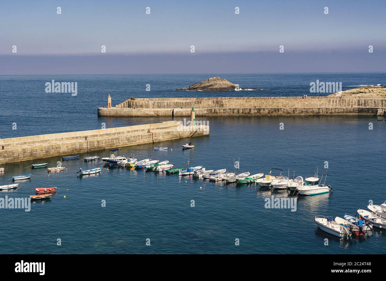 Tapia von Casariego nautische Leuchtturmszene in Asturien, Spanien Stockfoto