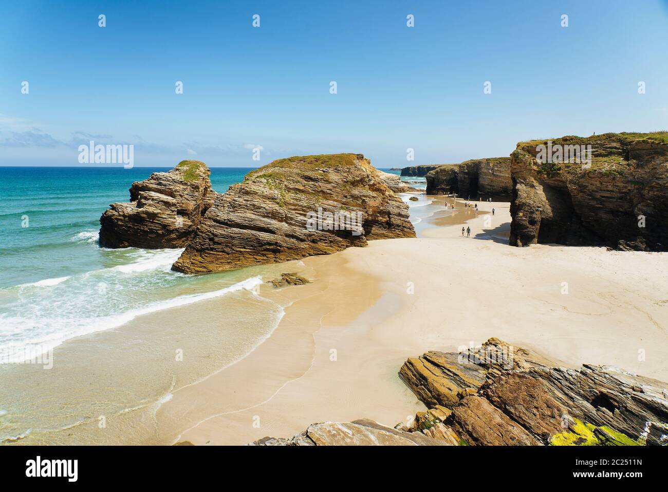 Panoramablick auf den Strand von Kathedralen in Galicien, Spanien Stockfoto