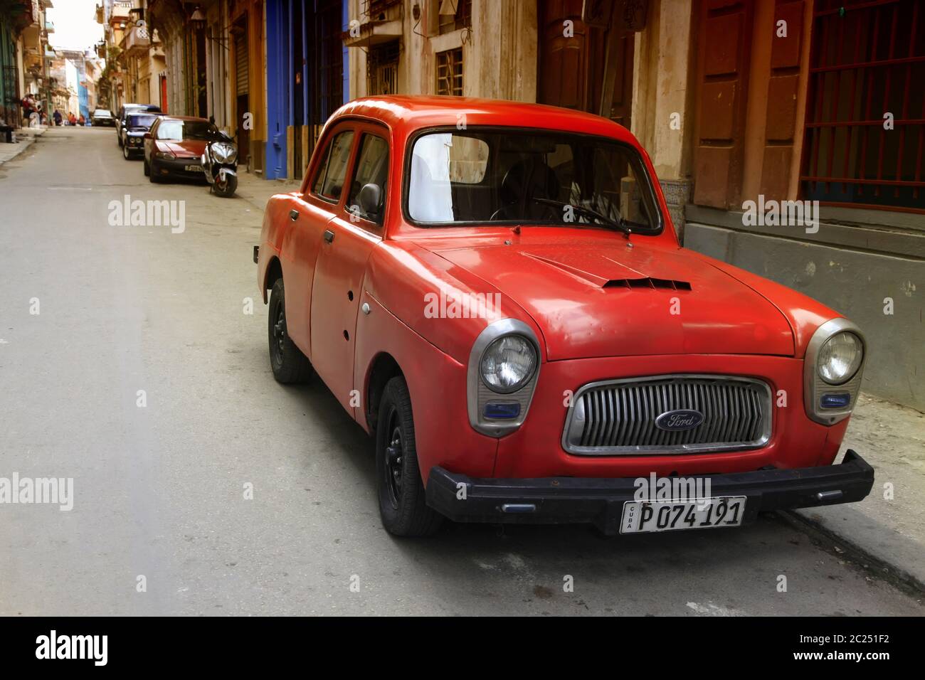 Eine große Vielfalt an alten Autos gibt es in Kuba Stockfoto
