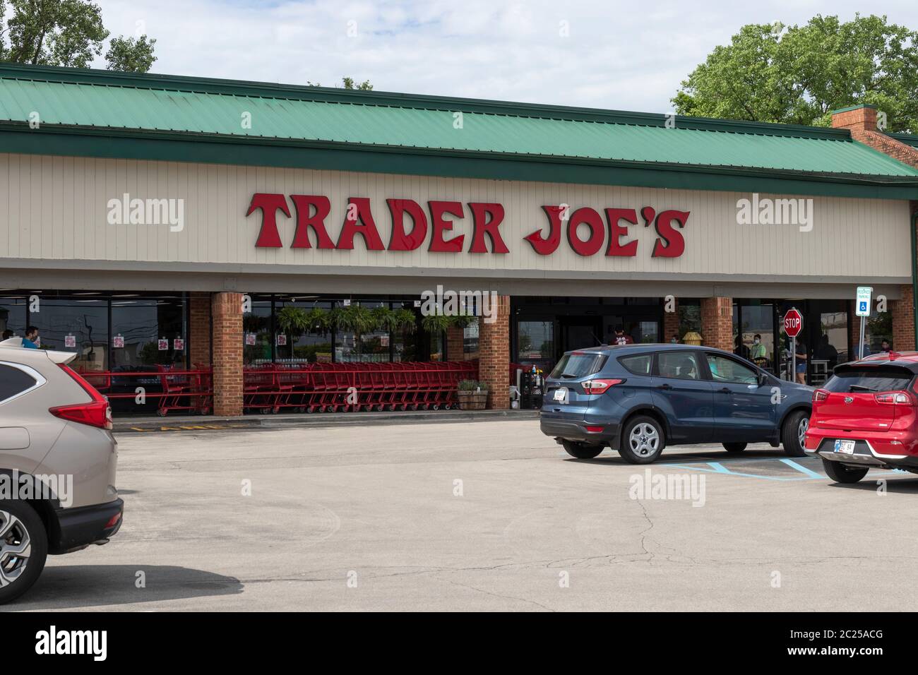 Handler Joe Supermarkt Supermarkt Lebensmittel Stockfotos Und Bilder Kaufen Alamy