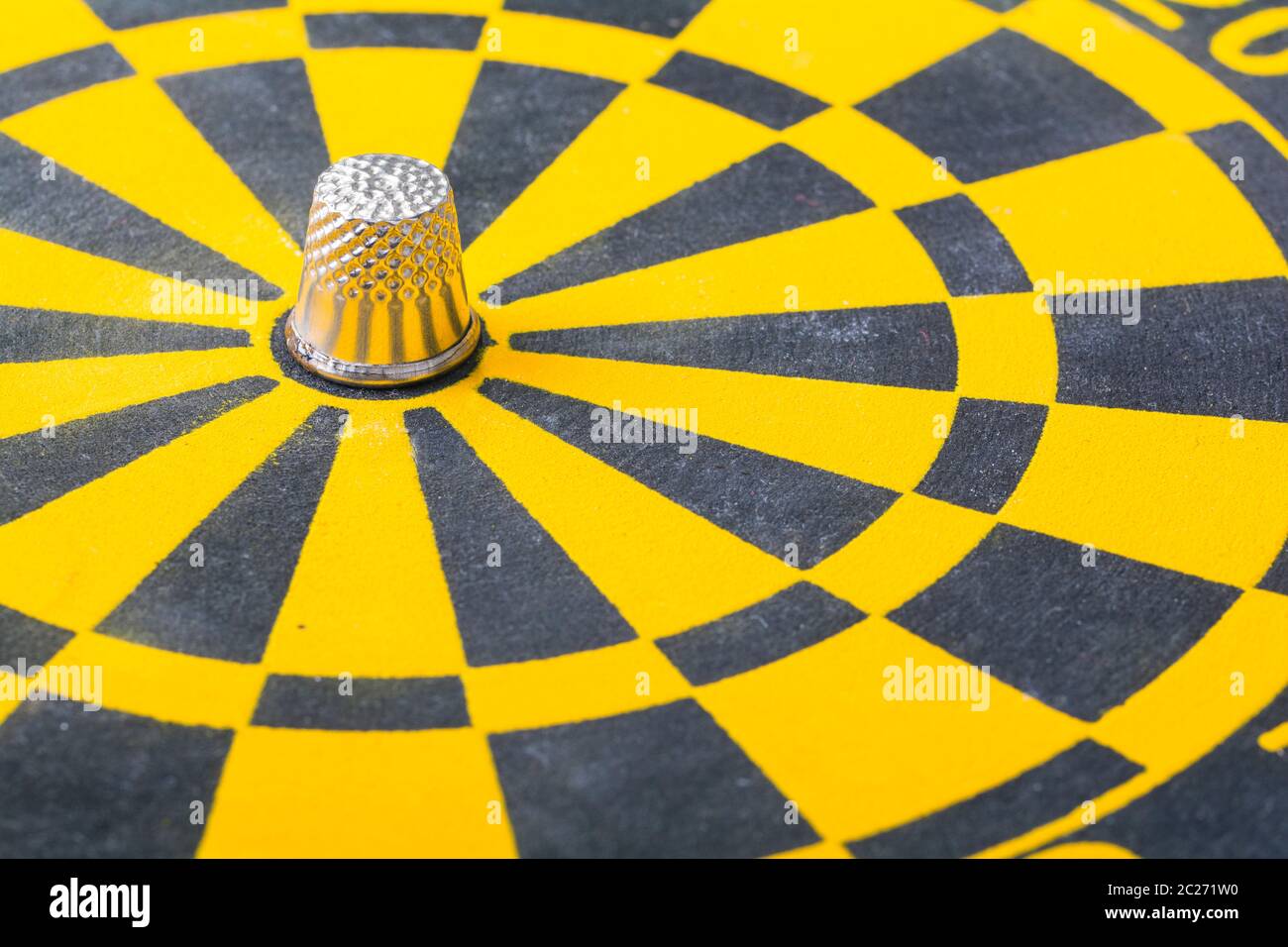Ein Dartscheibe auf einer Dartscheibe - Symbol foto Stockfoto Ein Dartscheibe auf einer Dartscheibe - Symbol foto Stockfoto