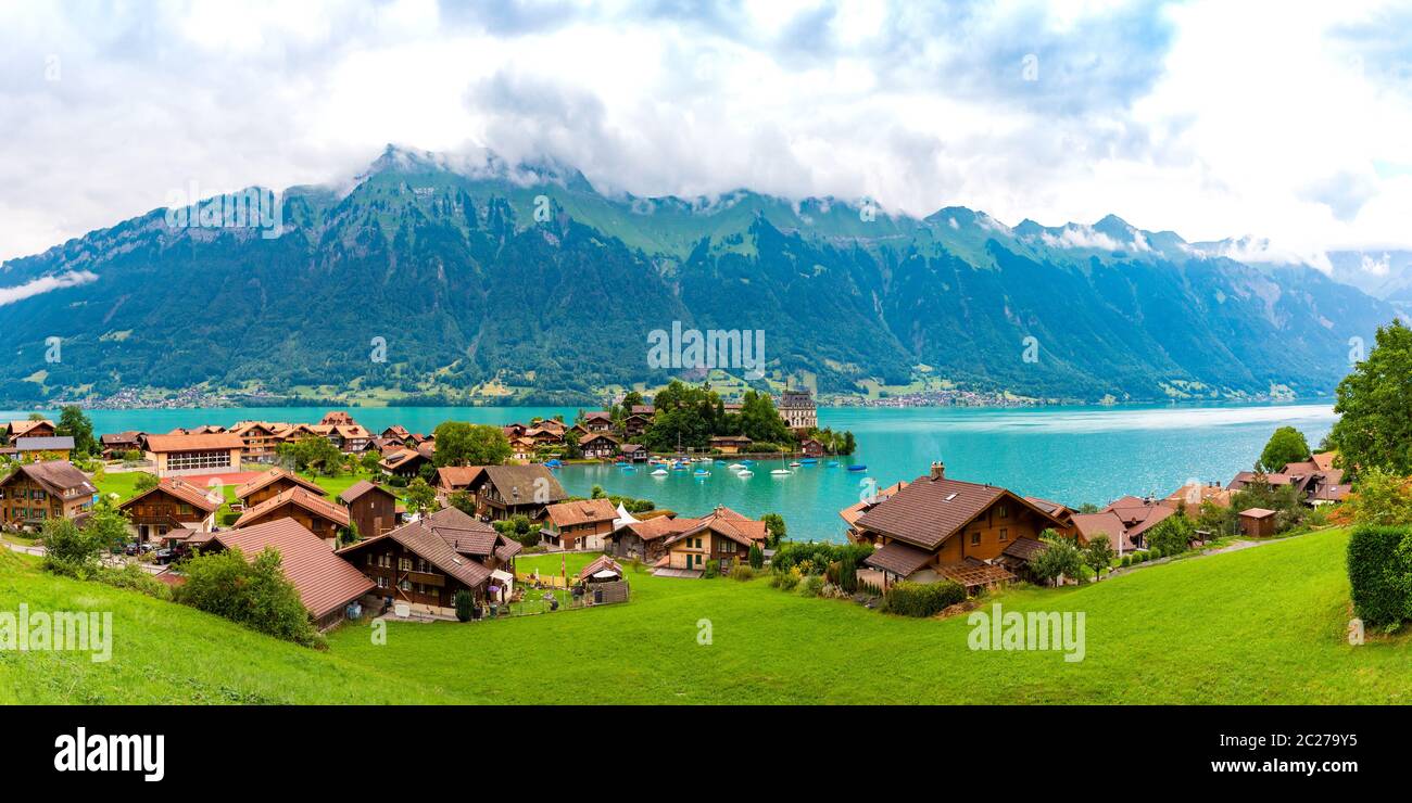 luftpanorama-der-halbinsel-und-ehemaligen-burg-und-brienzersee-im