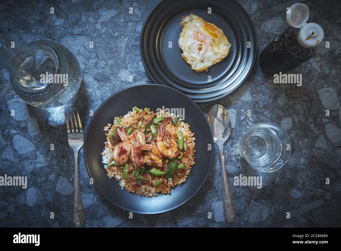 Rote Curry Garnelen Stockfoto