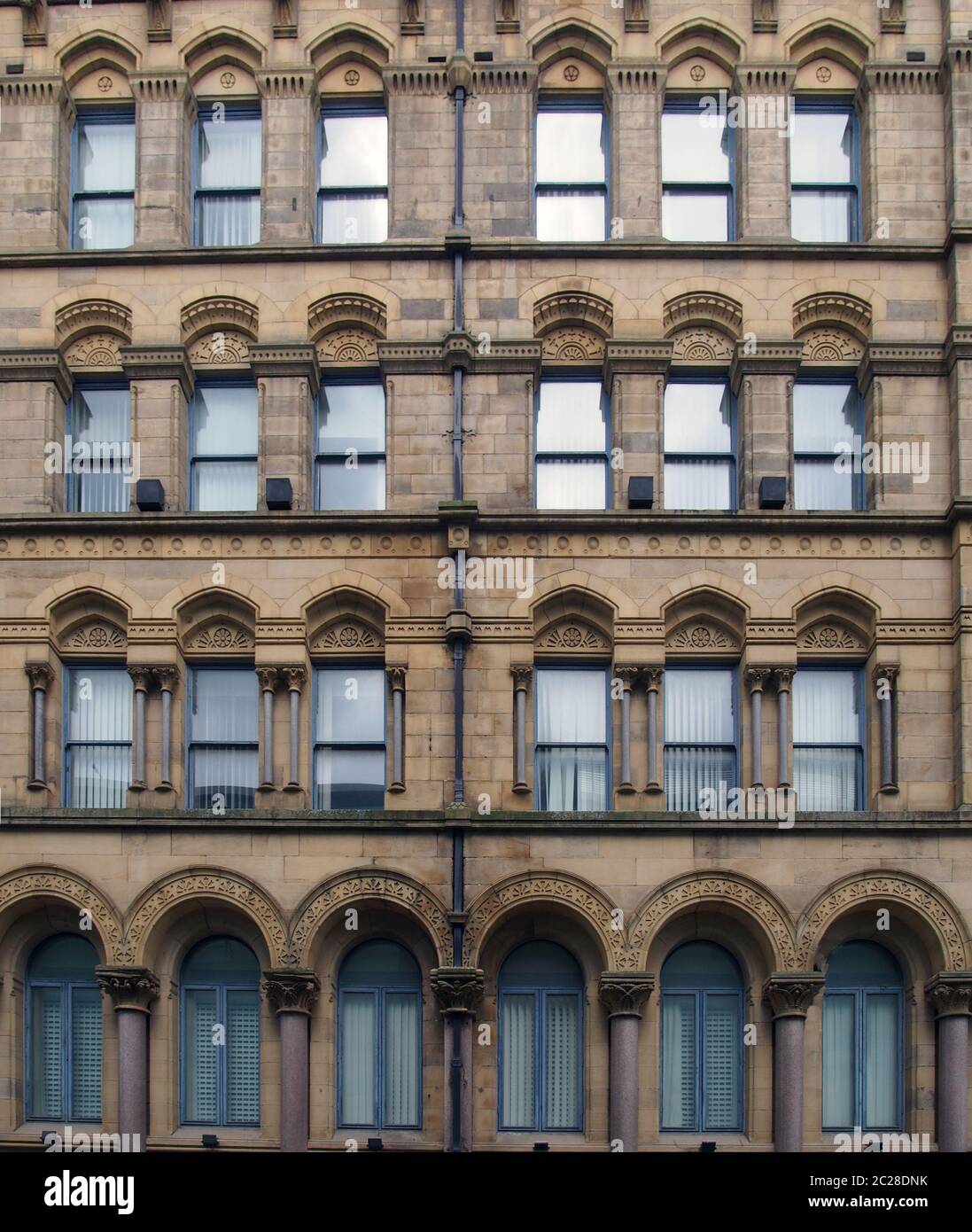 Die Fassade des ehemaligen lagerhauses milligan and forbes in bradford West yorkshire ein großes gebäude im palazzo-Stil, das von andrew gebaut wurde Stockfoto