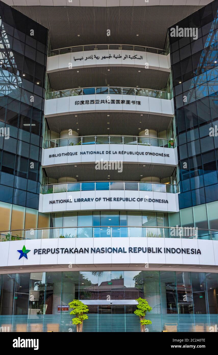 Jakarta, Indonesien - 19. Februar 2019: Der Eingang zur Nationalbibliothek der Republik Indonesien. Stockfoto