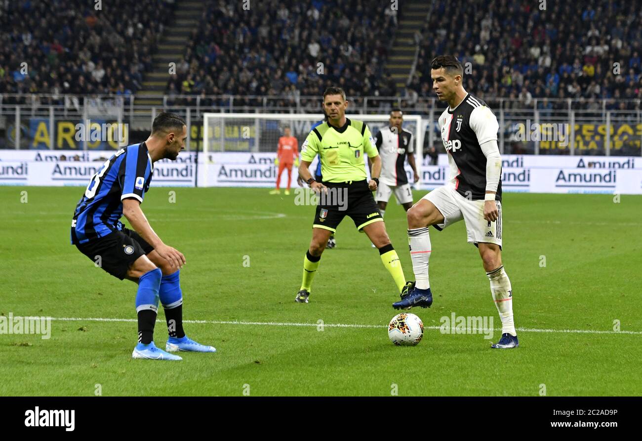 Der portoguesische Fußballstar Cristiano Roanldo vom FC Juventus, der während des italienischen Ligaspieles Inter Mailand gegen FC Juventus in Mailand in Aktion war. Stockfoto