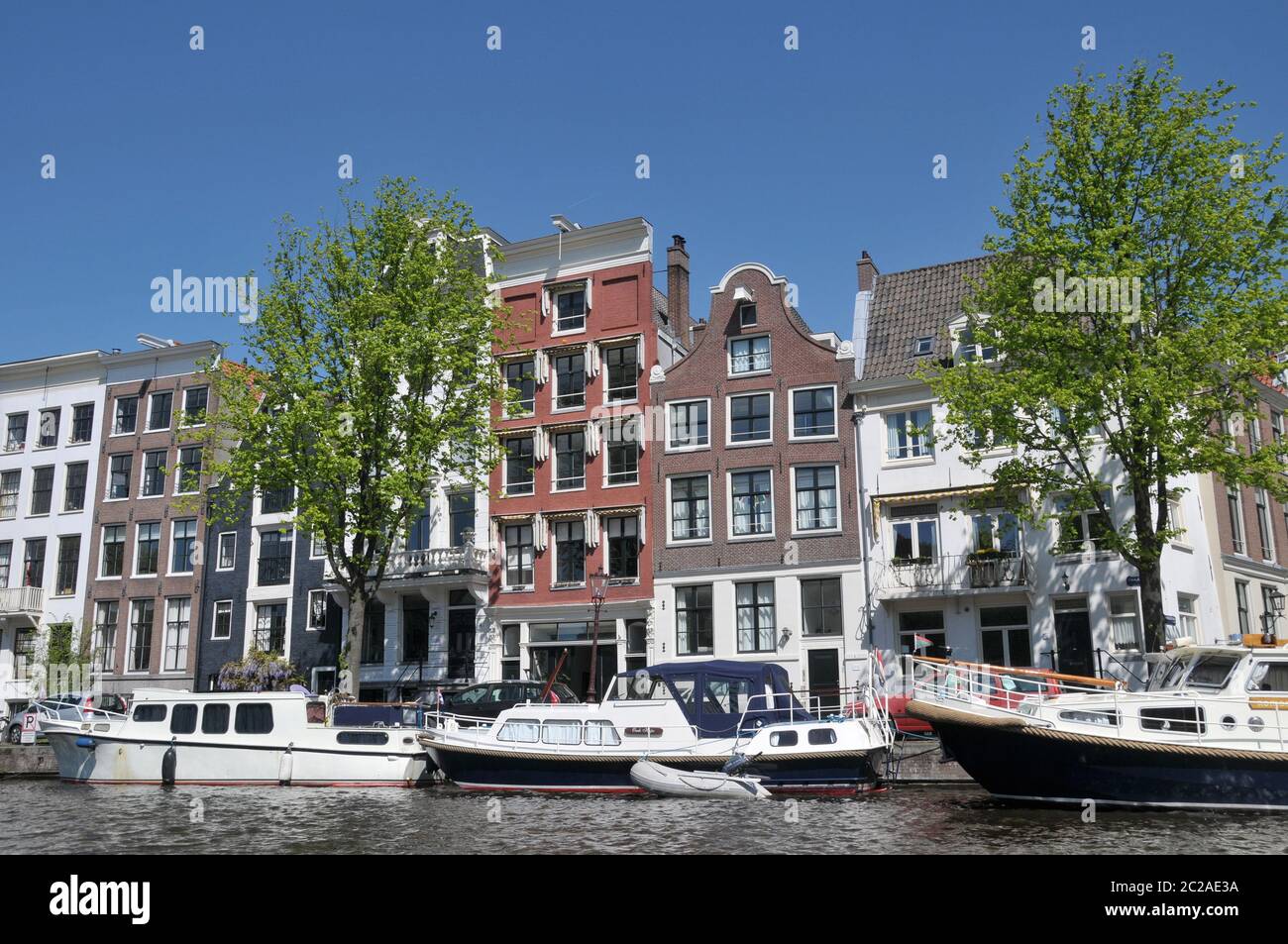 Gracht in Amsterdam Stockfoto