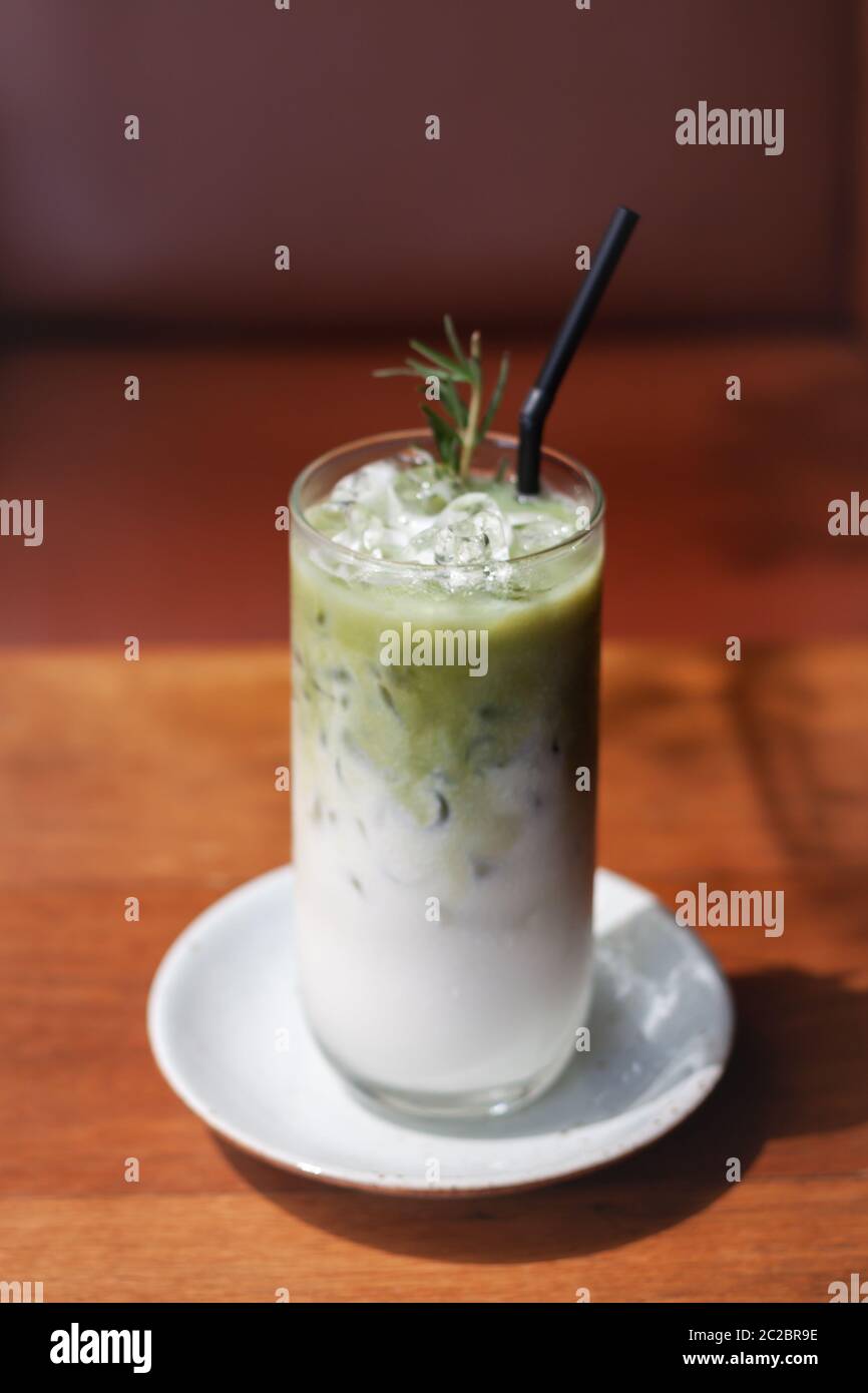 Iced Matcha grüner Tee latte, Foto Stockfoto