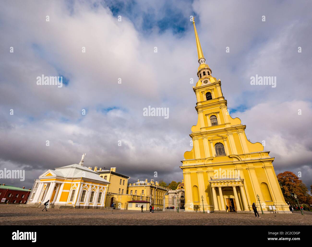 Botnyy Haus und Peter und Paul Kathedrale Kirchturm, Peter und Paul Festung, St. Petersburg, Russland Stockfoto