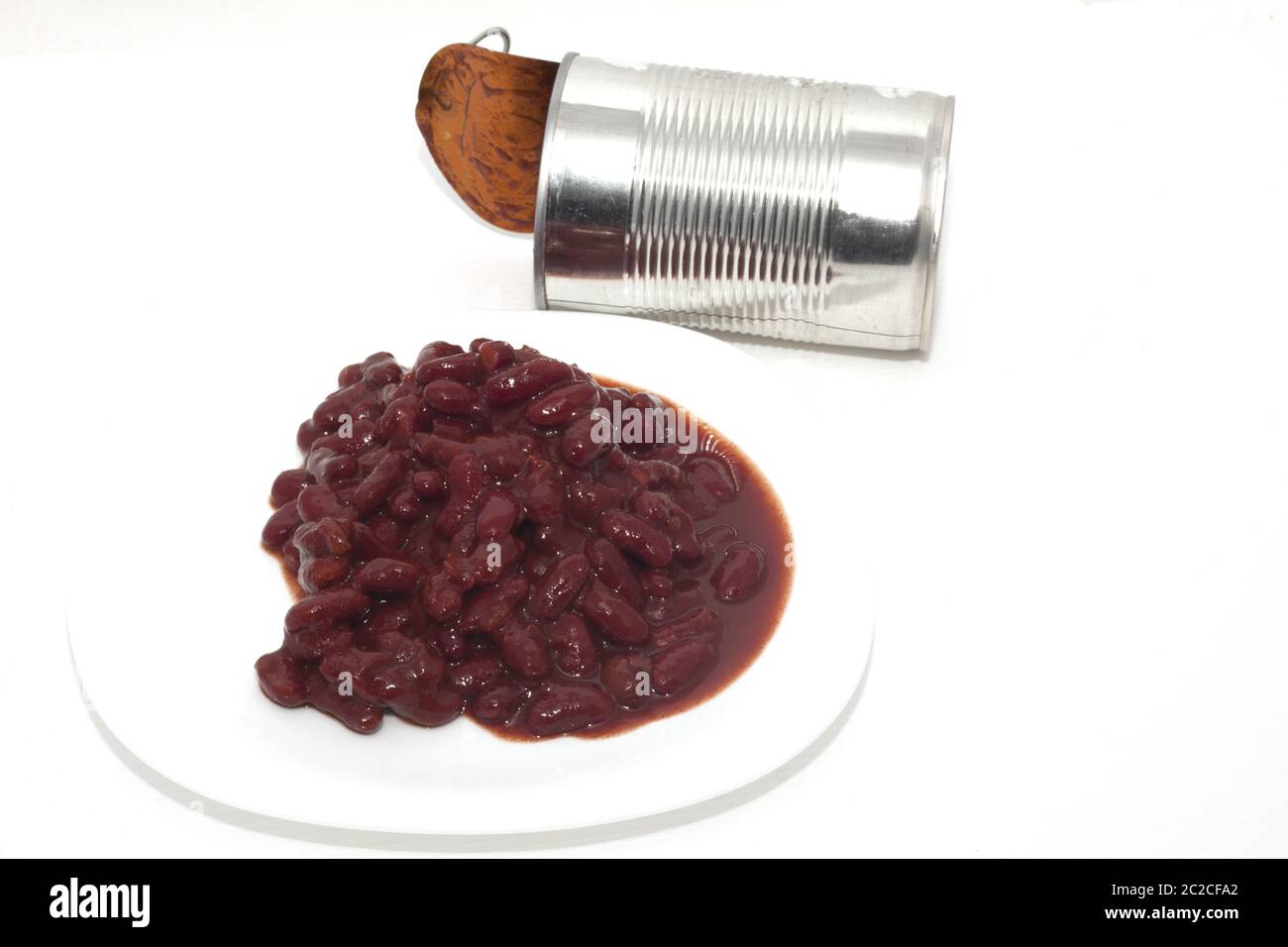 Bohnen in blechdose -Fotos und -Bildmaterial in hoher Auflösung – Alamy