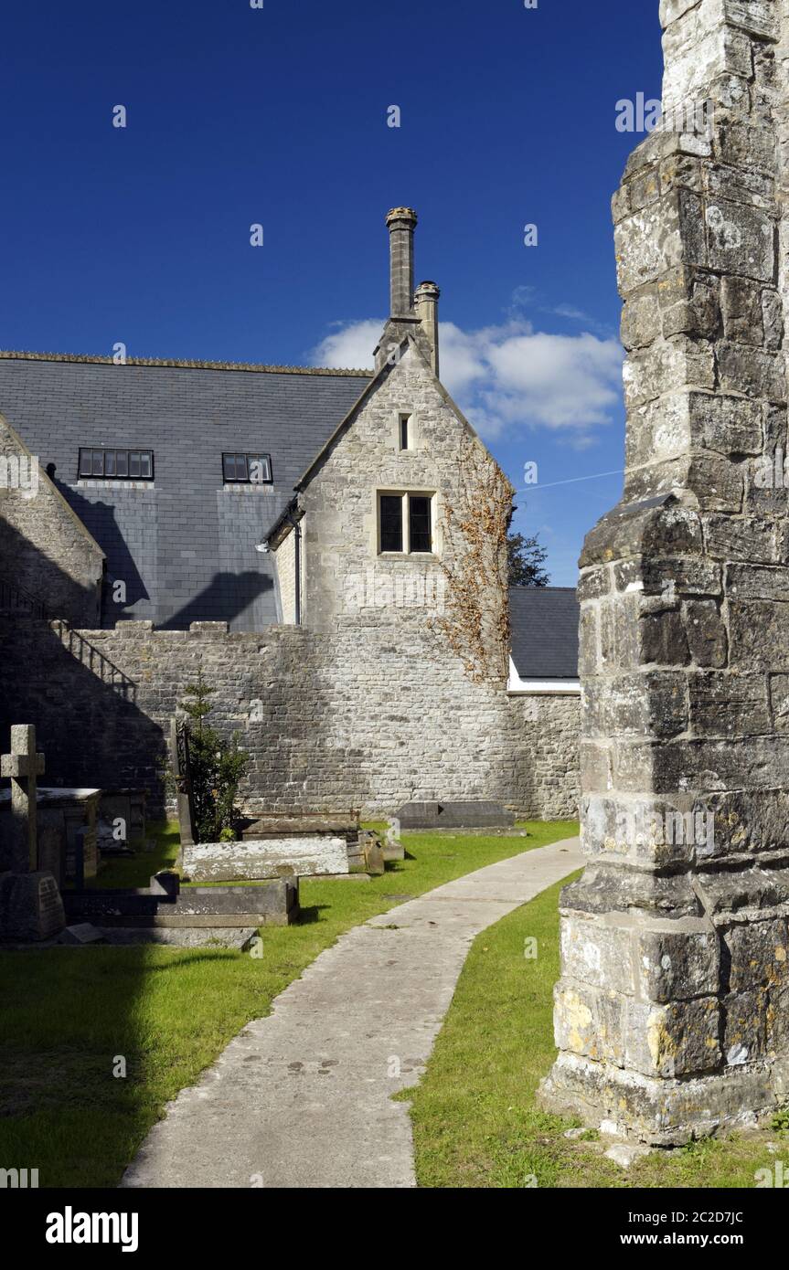 Cowbridge Grammar School aus den Kirchhof, Vale von Glamorgan, South Wales, UK. Stockfoto