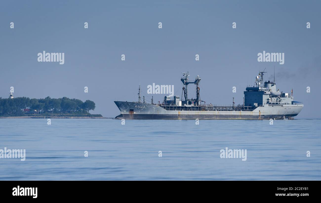 17.06.2020, Kiel, A1443 - Tanker 'Rohn', eines von zwei Rhon-Tankern auf dem NATO-Manover BALTOPS 2020 in der Kieler Forde. Weltweit eingesetzt Stockfoto