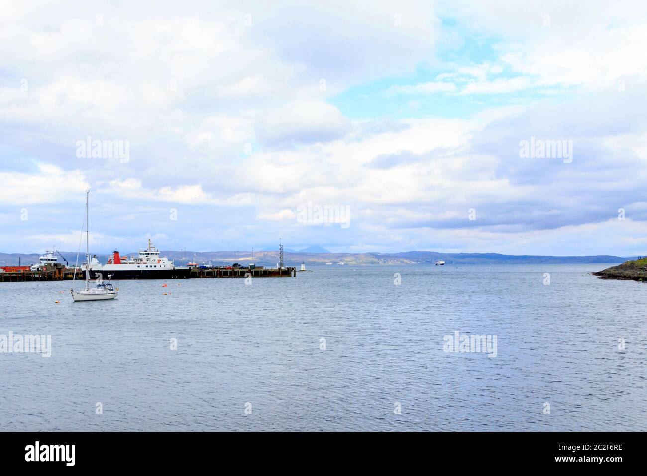 Blick auf den Hafen und den Fährhafen von Malliag inverness-Shire Schottland Stockfoto