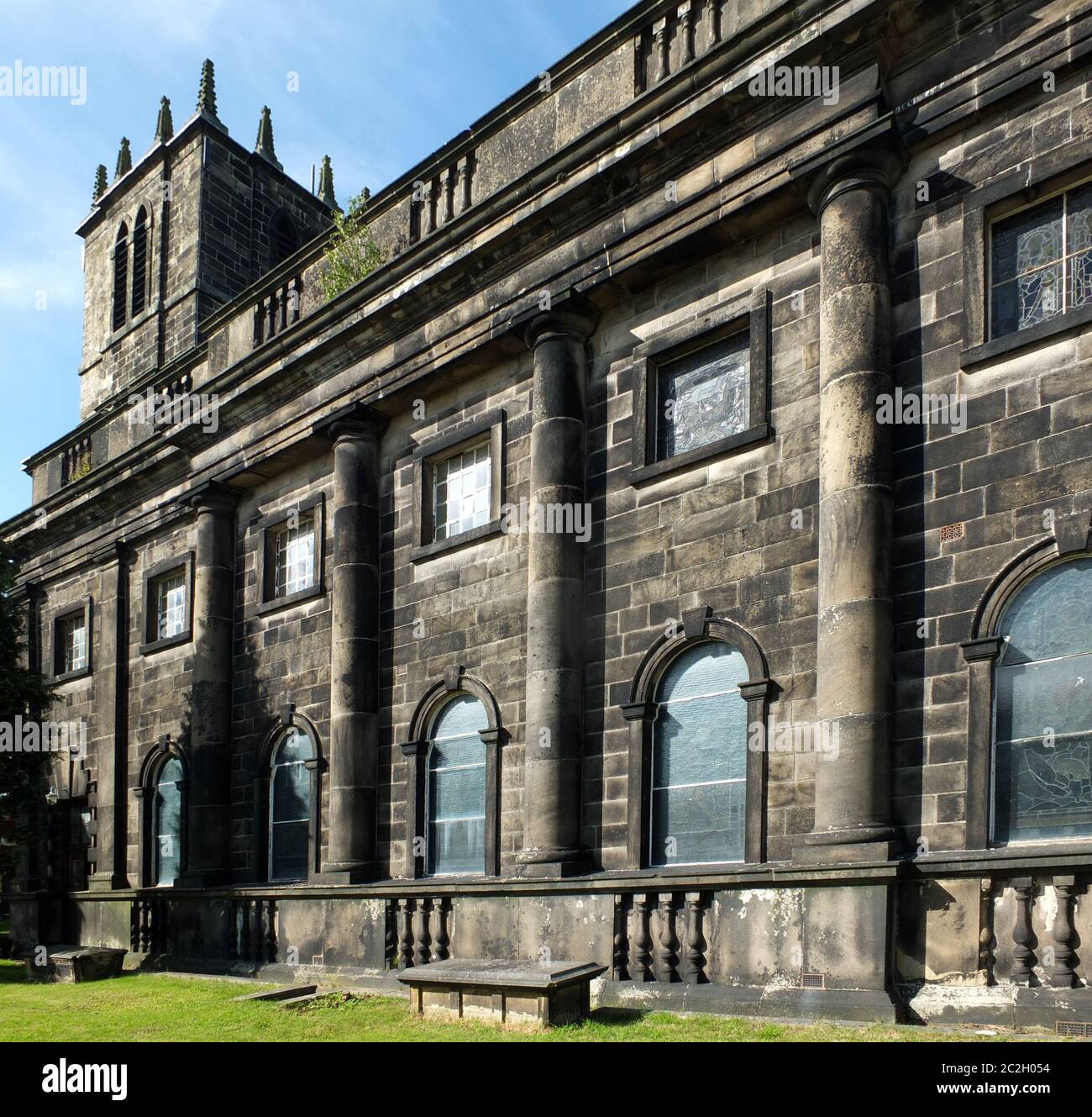 Ansicht der kirche saint peters in sowerby West yorkshire ein Beispiel englischer georgianischer religiöser Architektur des 18. Jahrhunderts Stockfoto