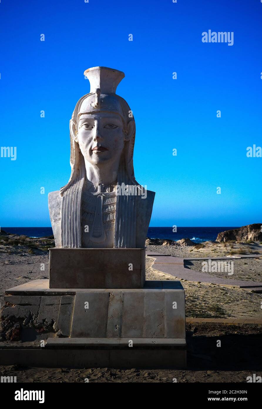 Statue von Kleopatra am Kleopatra Strand bei Mersa Matruh in Ägypten Stockfoto
